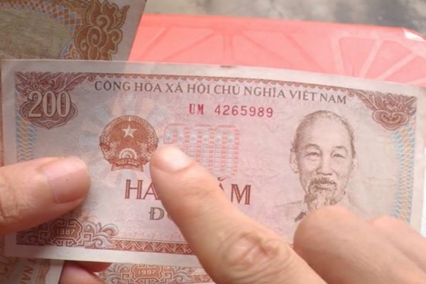 Ngủ mơ thấy tiền 200 đồng đánh con gì? Giải mã chuẩn xác nhất 1 Ngủ mơ thấy tiền 200 đồng đánh con gì? Giải mã chuẩn xác nhất 1