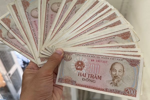 Ngủ mơ thấy tiền 200 đồng đánh con gì? Giải mã chuẩn xác nhất 2 Ngủ mơ thấy tiền 200 đồng đánh con gì? Giải mã chuẩn xác nhất 2