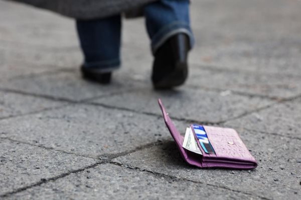 Nằm mơ thấy mất ví tiền chọn số mấy may mắn sẽ đến với bạn Nằm mơ thấy mất ví tiền chọn số mấy may mắn sẽ đến với bạn