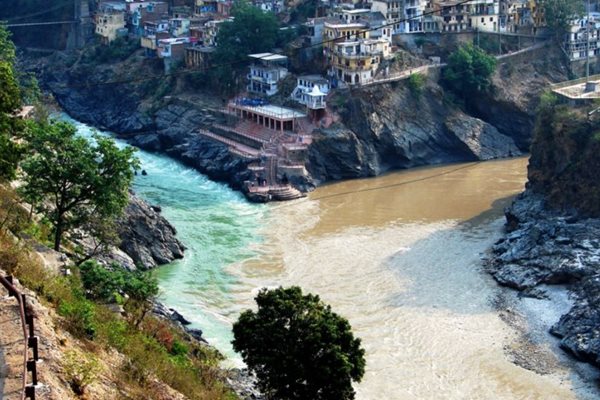 Nằm mơ thấy nước sông là điềm gì? Giải mã con số tài lộc sắp tới 3